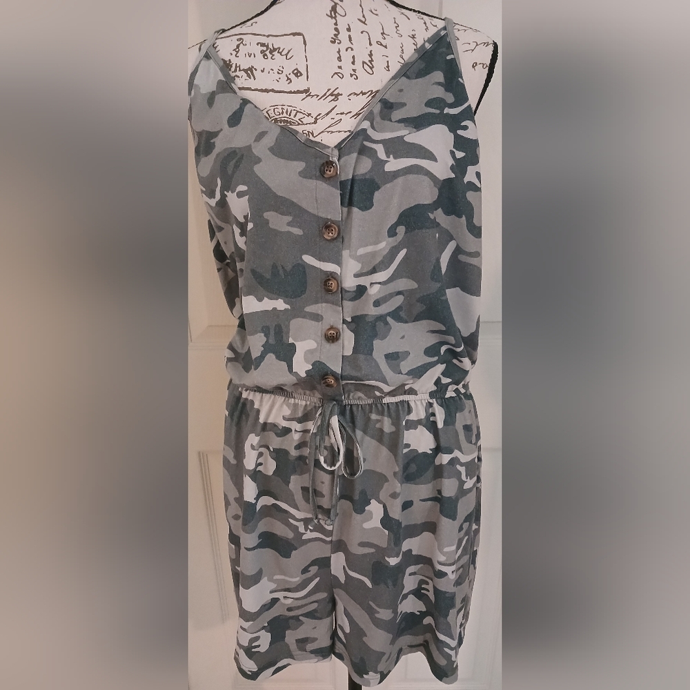 5/$25 Yibock Camouflage Romper